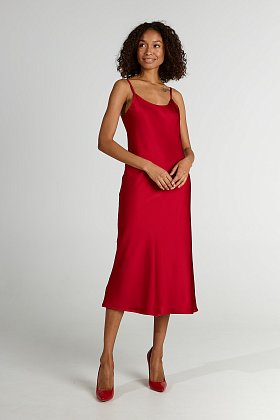 Фото модного венеция платье комбинация красное сезон 2020 года