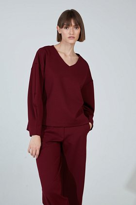Фото модной одежды - монро пуловер трикотаж бордовый сезон 2020 года