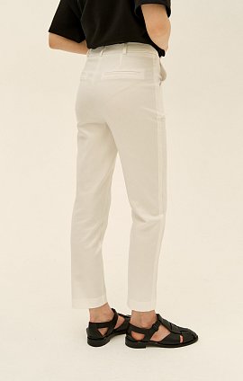 калли брюки узкие белые