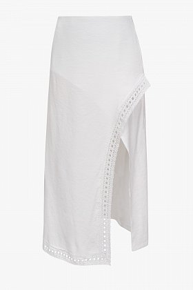 Фото модной одежды - пола юбка с кружевом белая сезон 2018 года