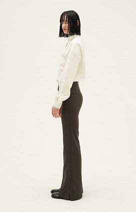 Фото модной одежды - линда брюки легкий клеш коричневые сезон 2020 года