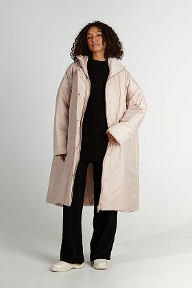 Фото модной одежды - брэди пуховик-пальто бежевое сезон 2020 года