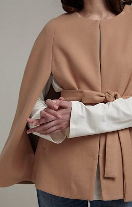 Фото модной одежды - хадсон пальто кейп бежевое сезон 2020 года