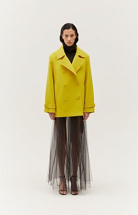 Фото модного либа пальто короткое желтое сезон 2020 года