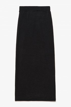 Фото модного агва юбка вязаная прямая черная сезон 2020 года