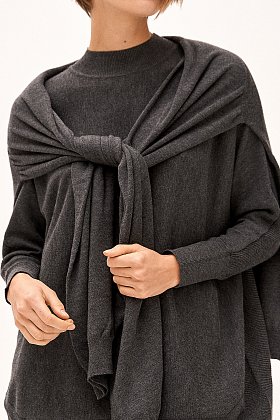 Фото модного limited шарф как джемпер серый сезон 2018 года