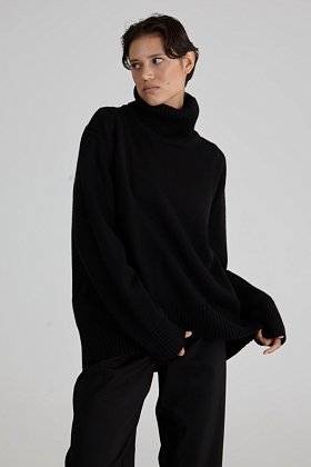 Фото модной одежды - джесс джемпер премиум черный сезон 2020 года