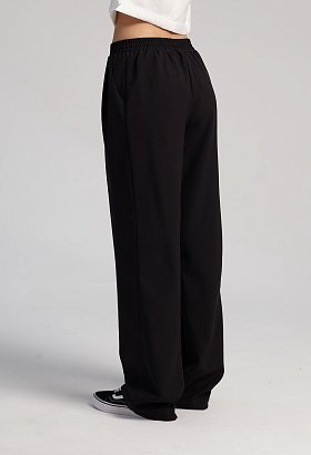 Фото модной одежды - илона брюки лен черные сезон 2020 года