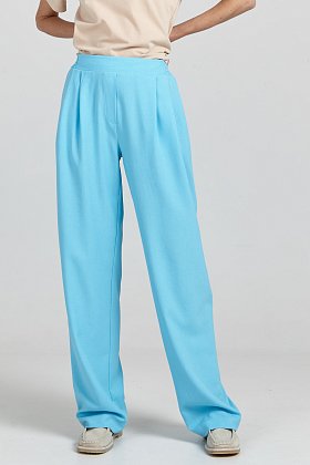 Фото модного илона брюки лен голубые сезон 2020 года