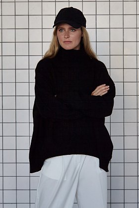 Фото модной одежды - джоди джемпер оверсайз черный сезон 2020 года